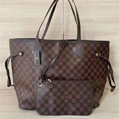 bolsa louis vuitton never full|Louis Vuitton bandouliere tote.